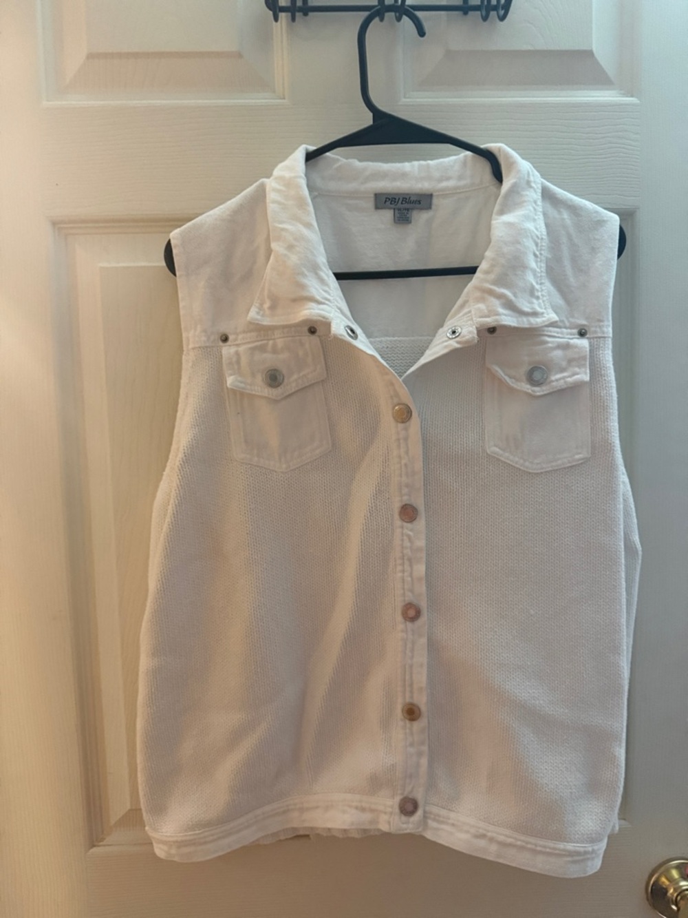 PBJ Blues White Sleeveless Button-Front Sleeveless Denim Shirt Vest